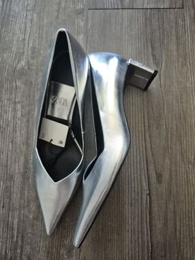 Zara Metallic Silver Pointed Block Heel Pumps- NWT
